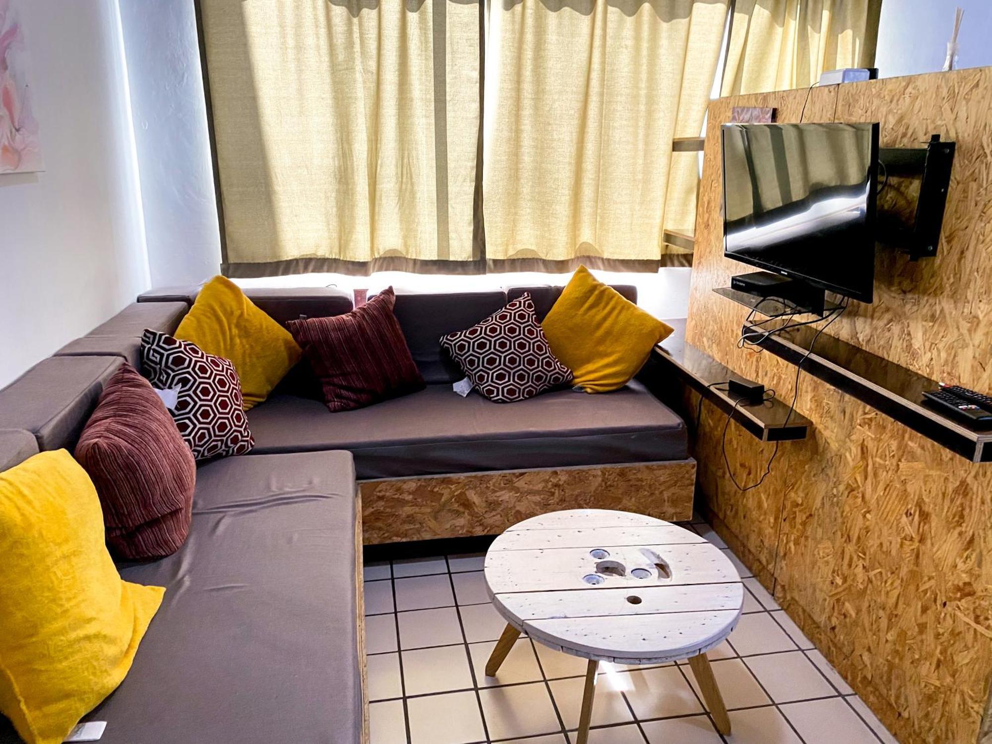 Dowtown Lofts By Flor Y Tierra *