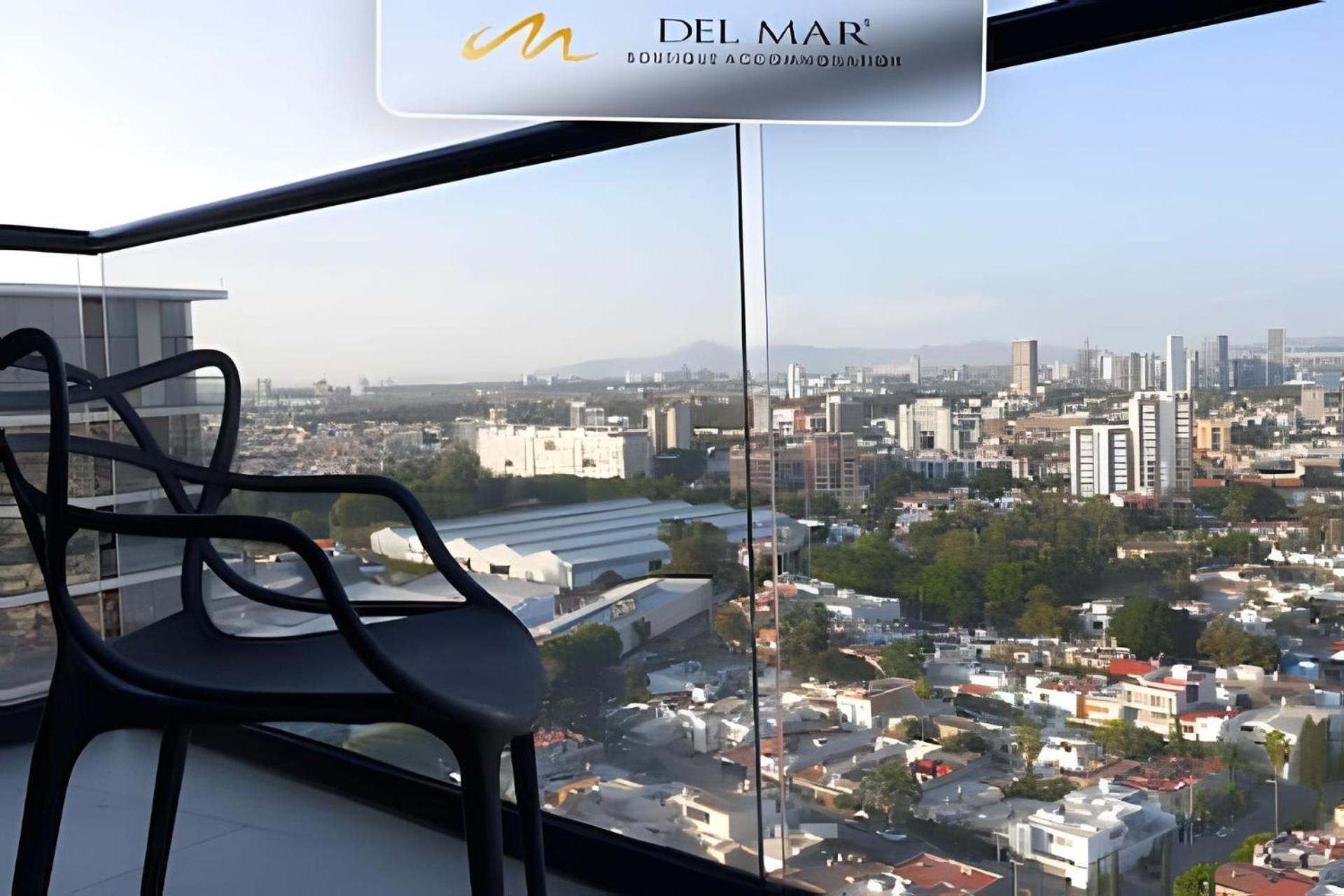 Urbania * Guadalajara