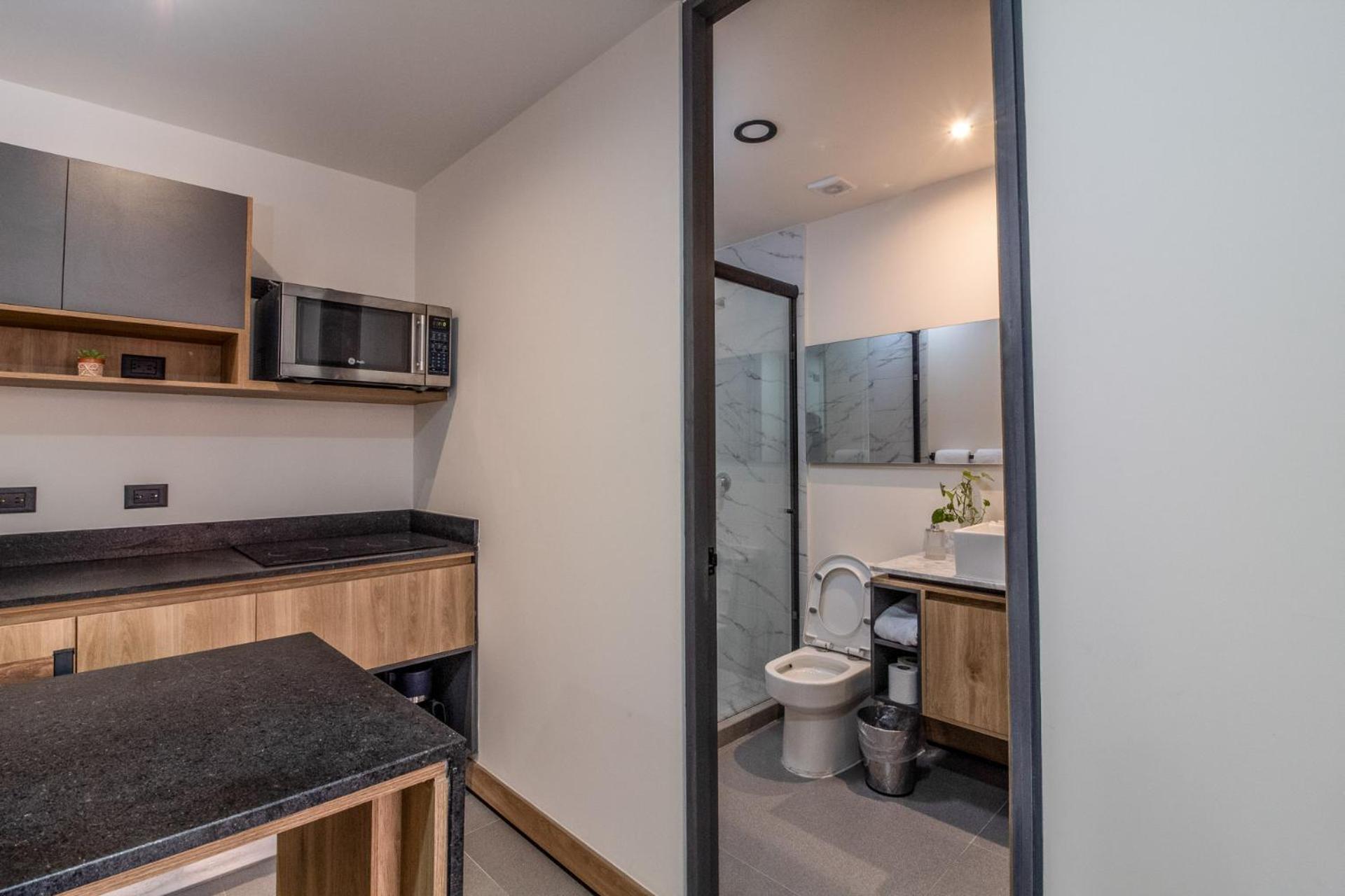 2 Recamaras En Piso 9, Vistas Col, Americana Guadalajara