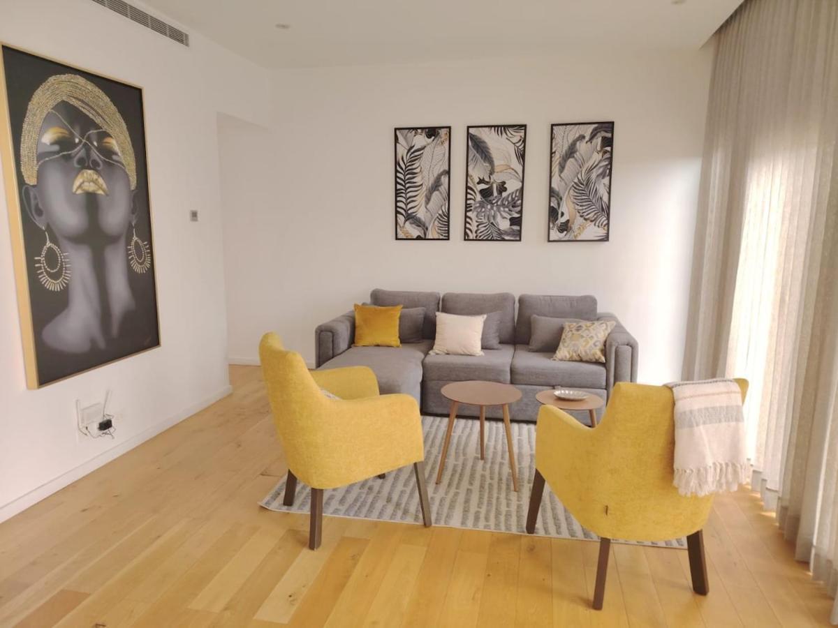 Modern And Comfortable *