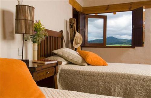 Hotel San Bernardo And En La Montana