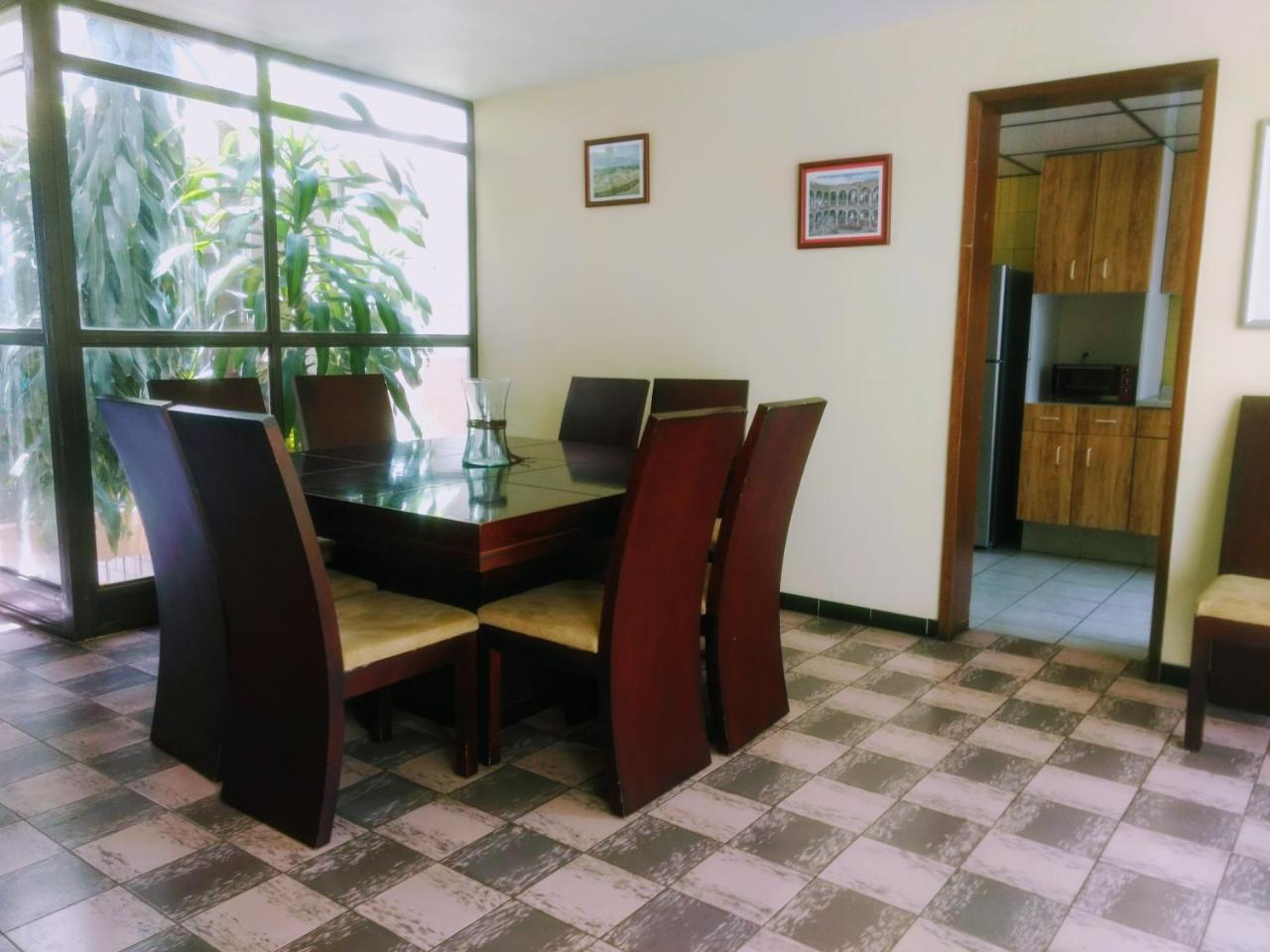 Casa *