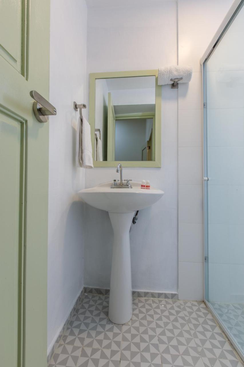 Casa Bruselas Clasica * Guadalajara