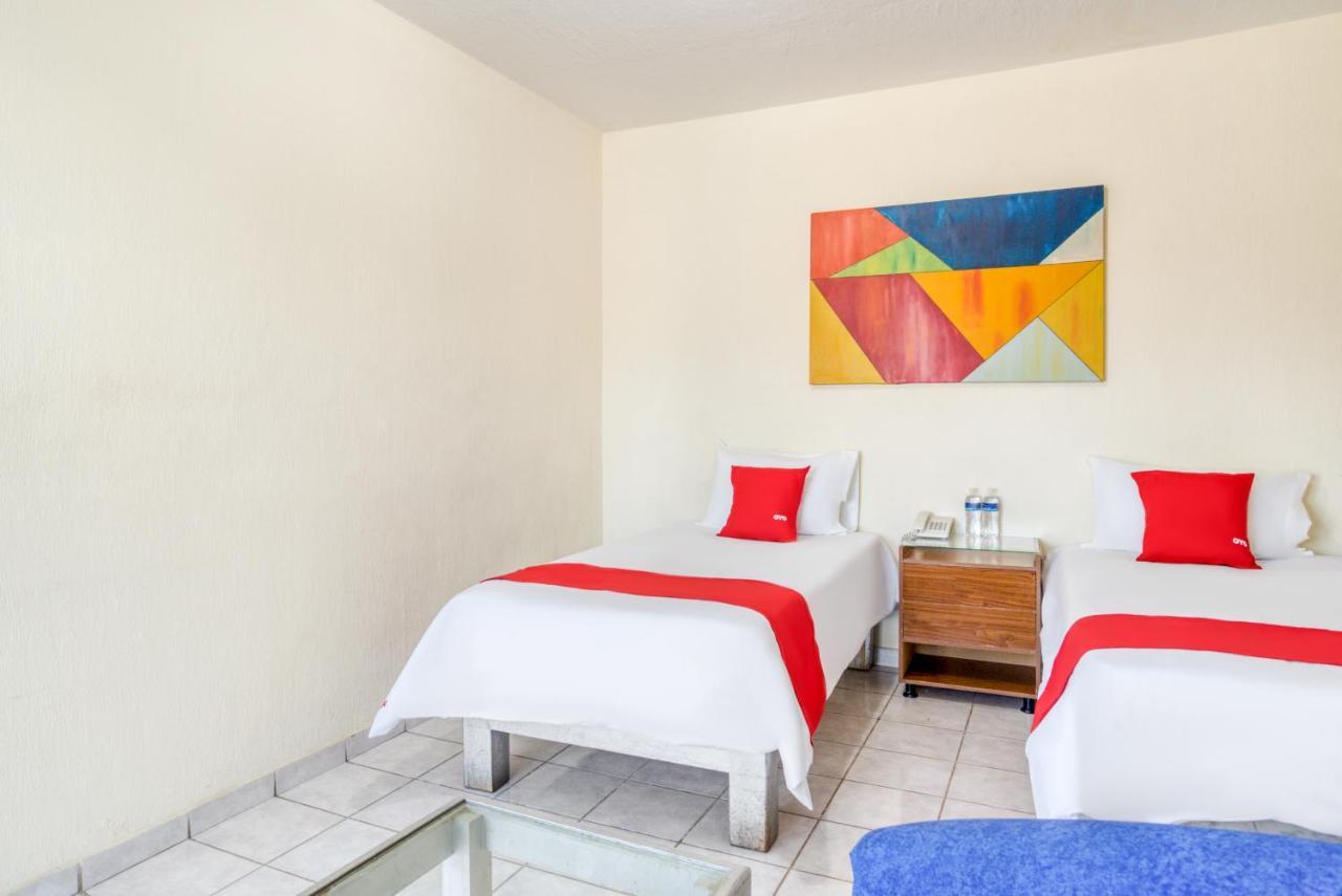 Oyo Platinium Gran Hotel,guadalajara,artesanias Tonala Hotel 5*