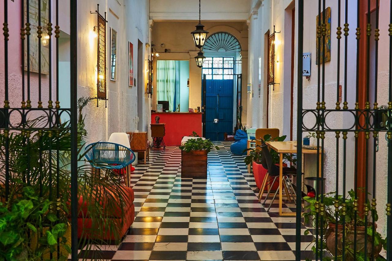Blue Pepper Coliving Downtown Hostal *
