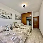 Villa By Centro Medico Occidente 3 Br