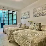 Villa By Centro Medico Occidente 3 Br