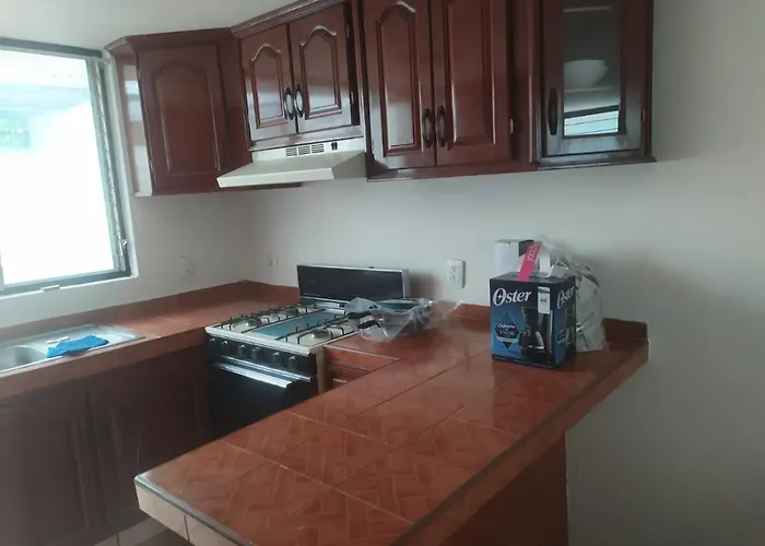 Casa Buena Ubicacion Cerca Del Centro