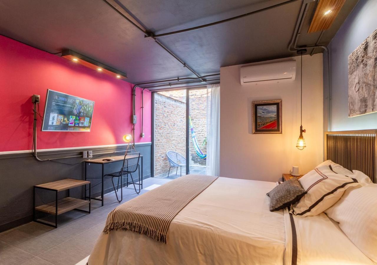 Apartahotel The Yellow By Dot Boutique *