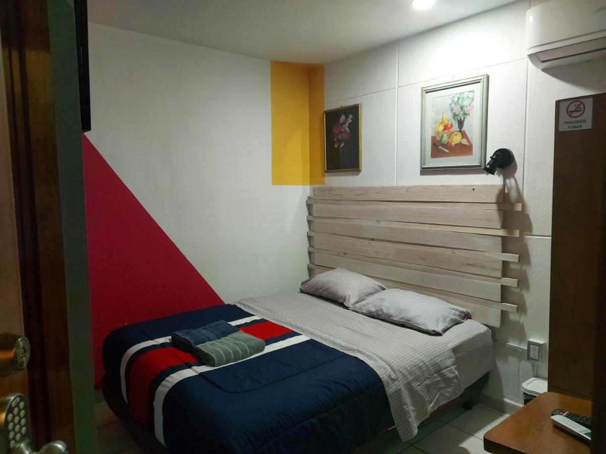 Casa D Miros Familias Y Gruposs 2* Guadalajara