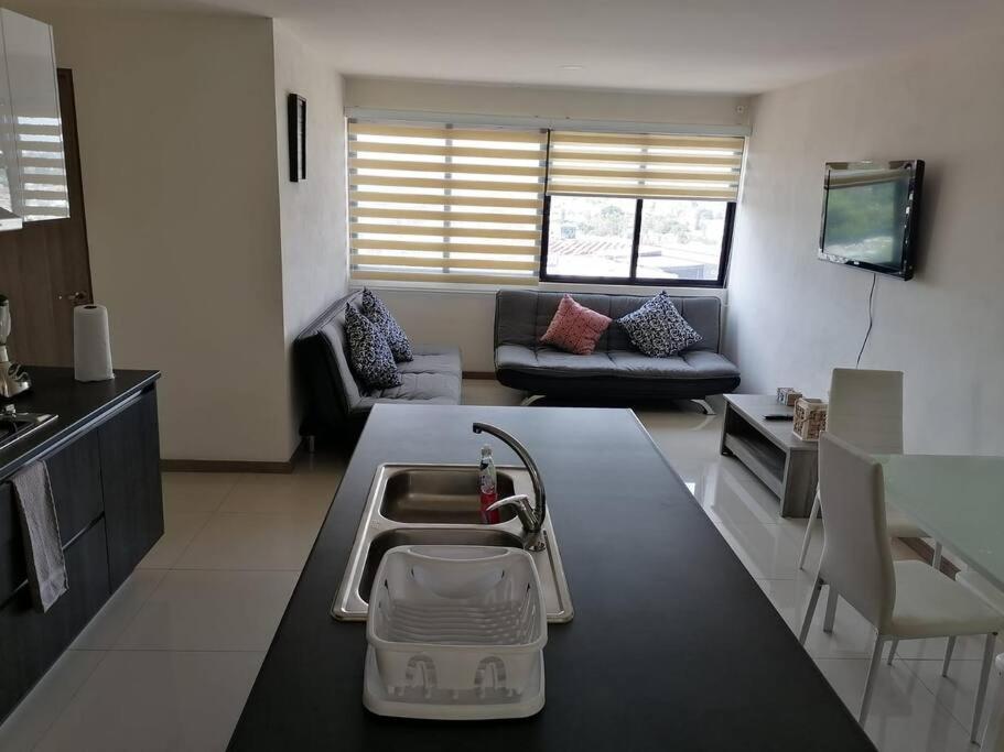 Amazing Atemajac Del Valle Apart 2parking/2br/2ba Apartment