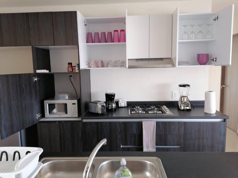 Amazing Atemajac Del Valle Apart 2parking/2br/2ba * Guadalajara