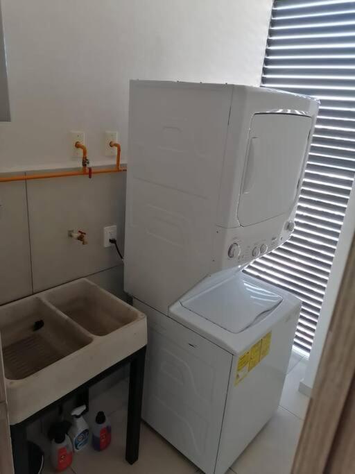 Apartment Amazing Atemajac Del Valle Apart 2parking/2br/2ba
