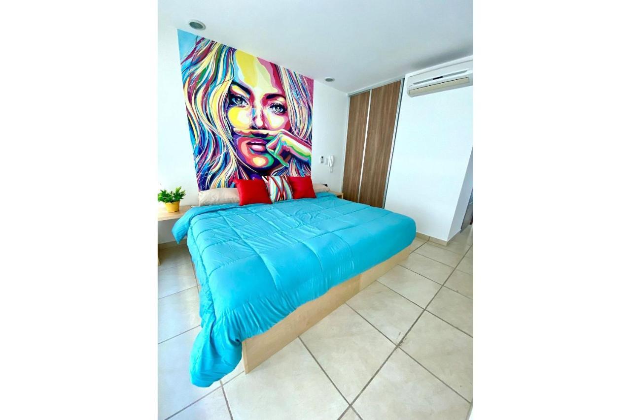 2 Recámaras, Hasta 7 Pax Con Alberca Y Gym Apartamento *