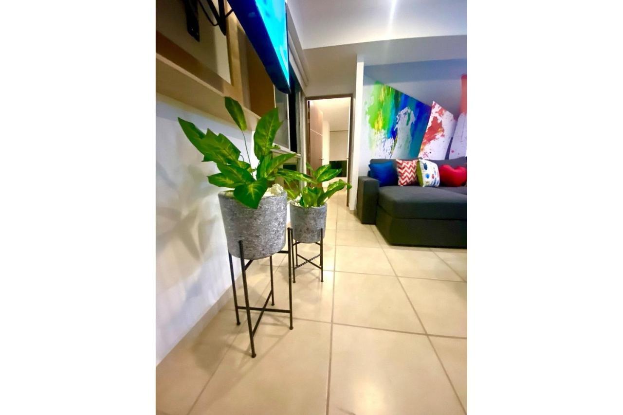 2 Recámaras, Hasta 7 Pax Con Alberca Y Gym
