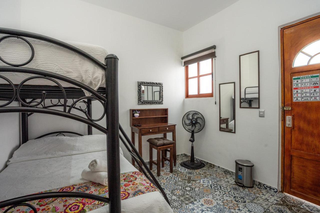 Hotel Hostpal Casa Cigales