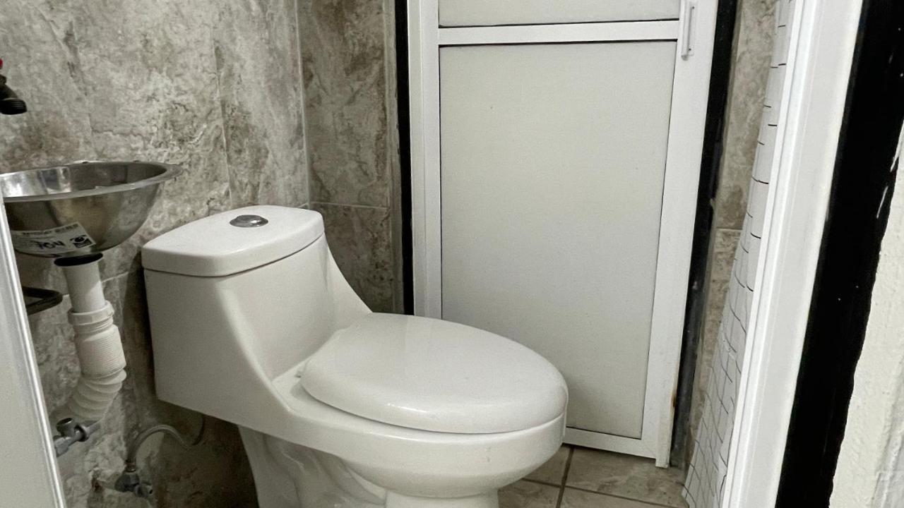 Casa Mezquite Pensión *