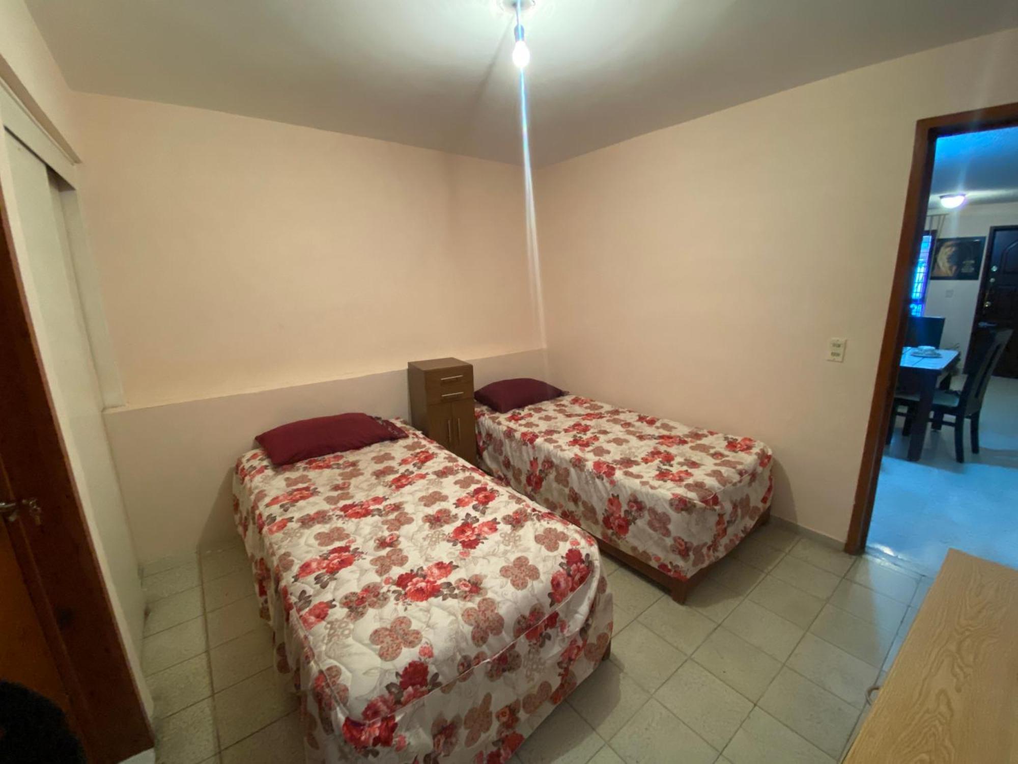 Homestay Planta Baja Privada Cerca De Expo Gdl