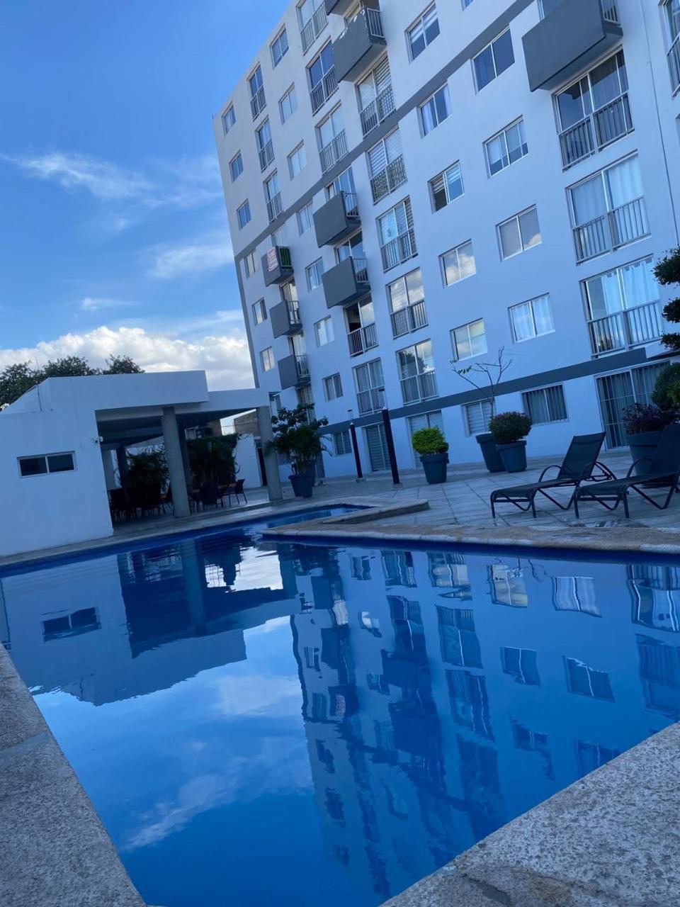Centro Depto 3 Rec 2 Banos Y Balcon Con Mejores Vistas A La Ciudad Ac Alberca Climatizada Parking Free Apartment