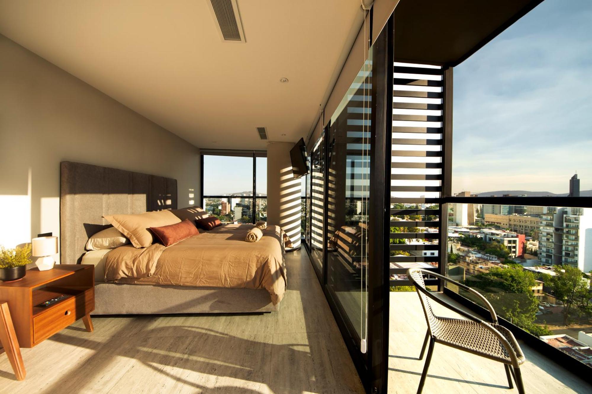 Lujoso Departamento, 14a, Zona Americana Apartamento Guadalajara