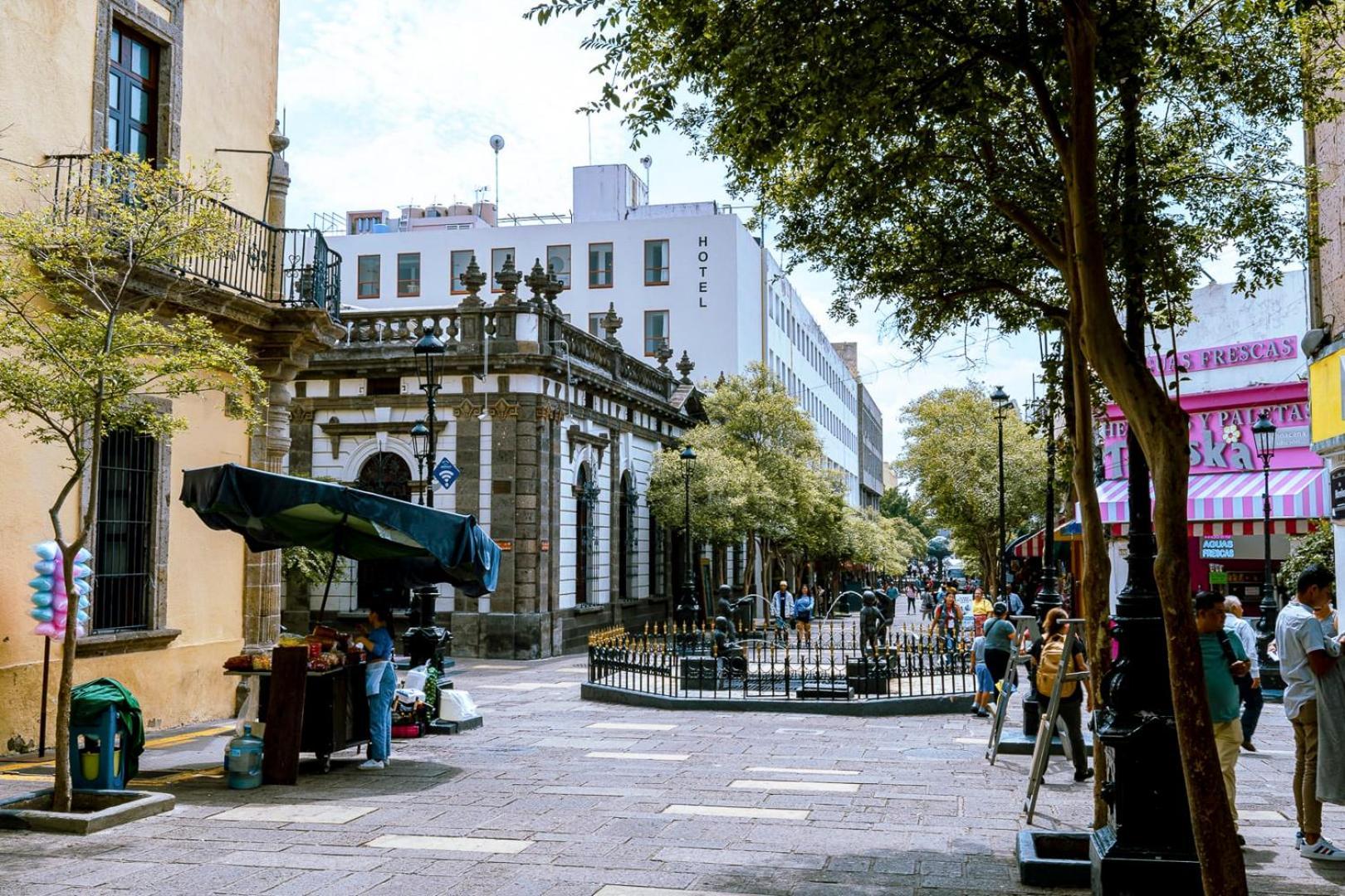 New In Centro Gdl Near Cathedral & Attractions Apartamento *