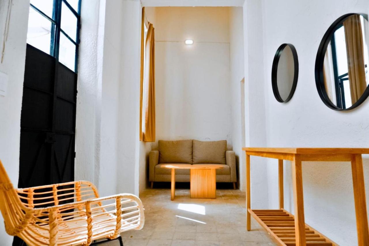 Casona Enfrente Del Santuario 5 * Guadalajara