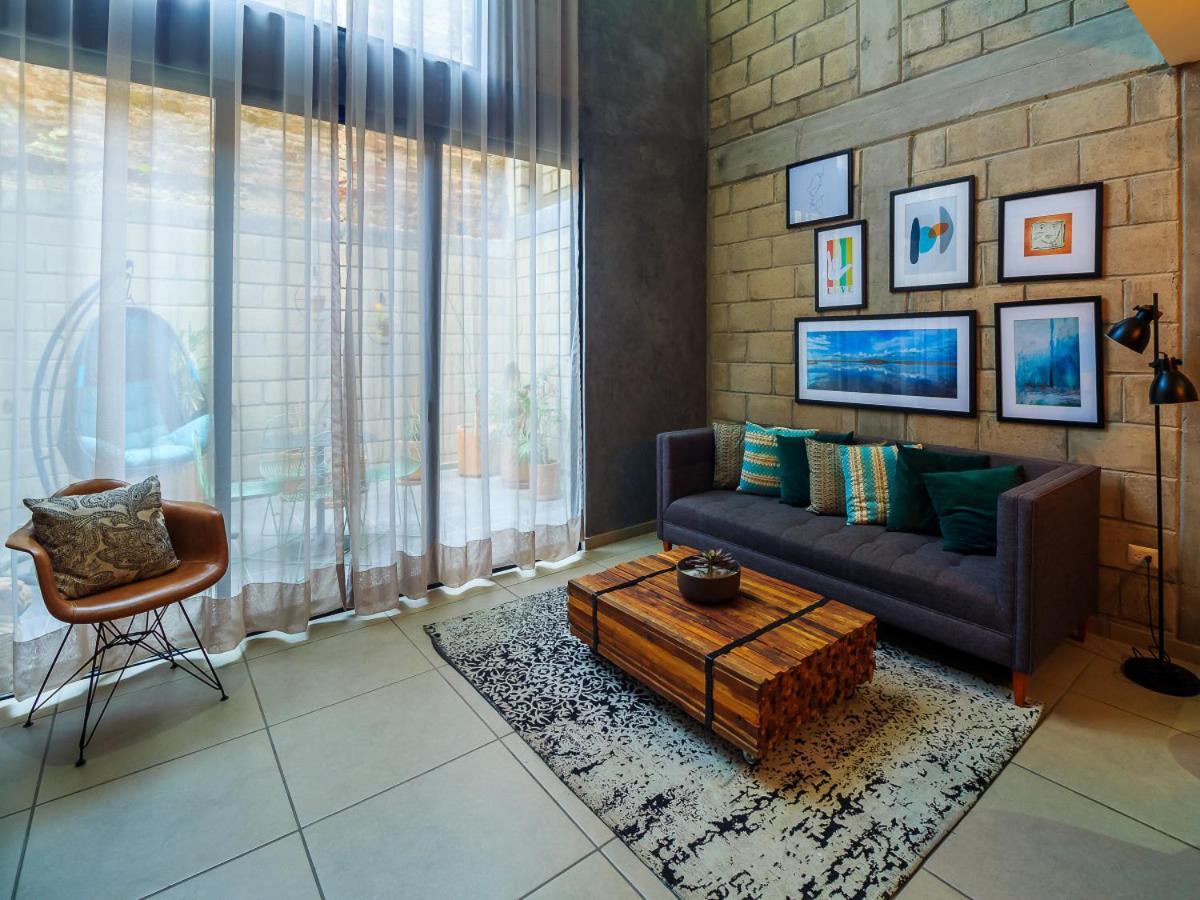 Spacious Stylish Loft W Gym *