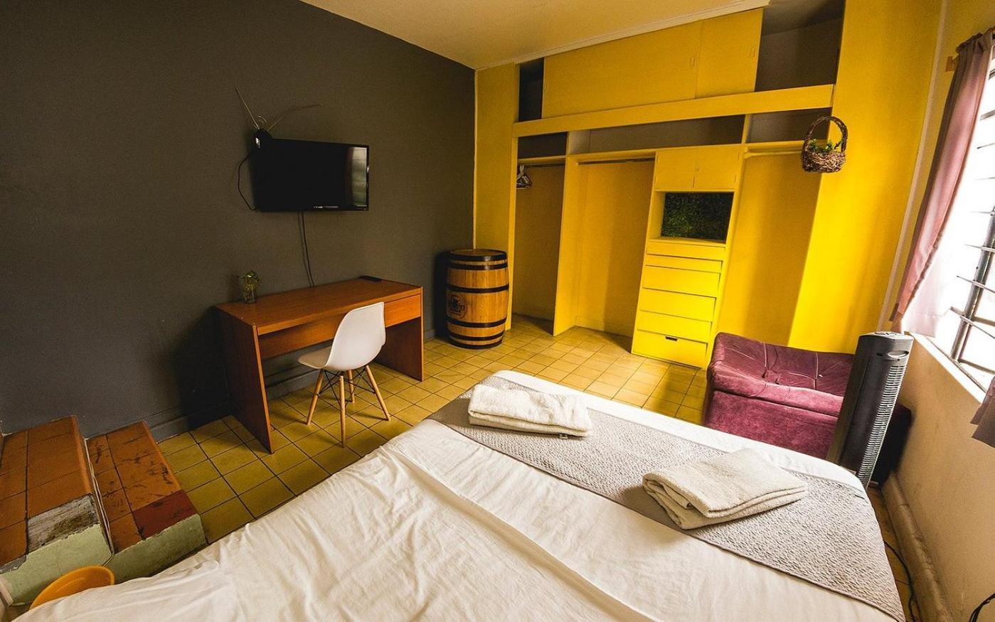 Bluepepper Hostal Guadalajara