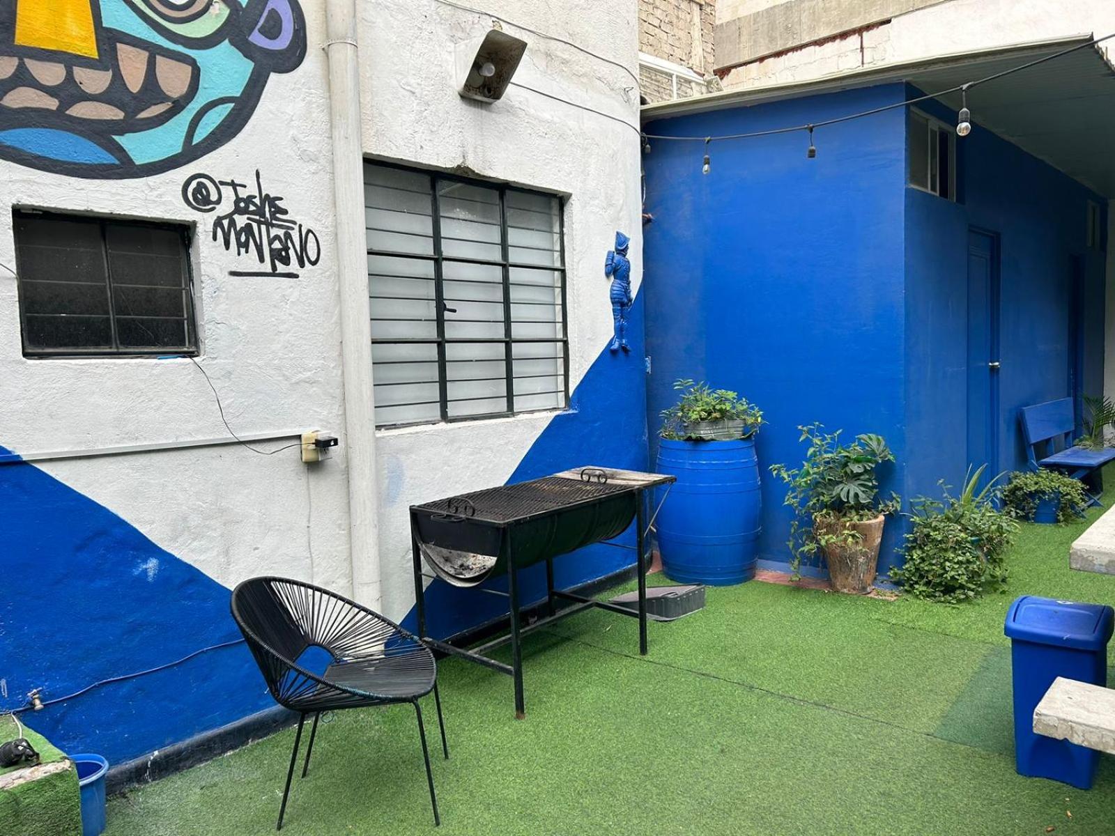 Hostal Bluepepper *