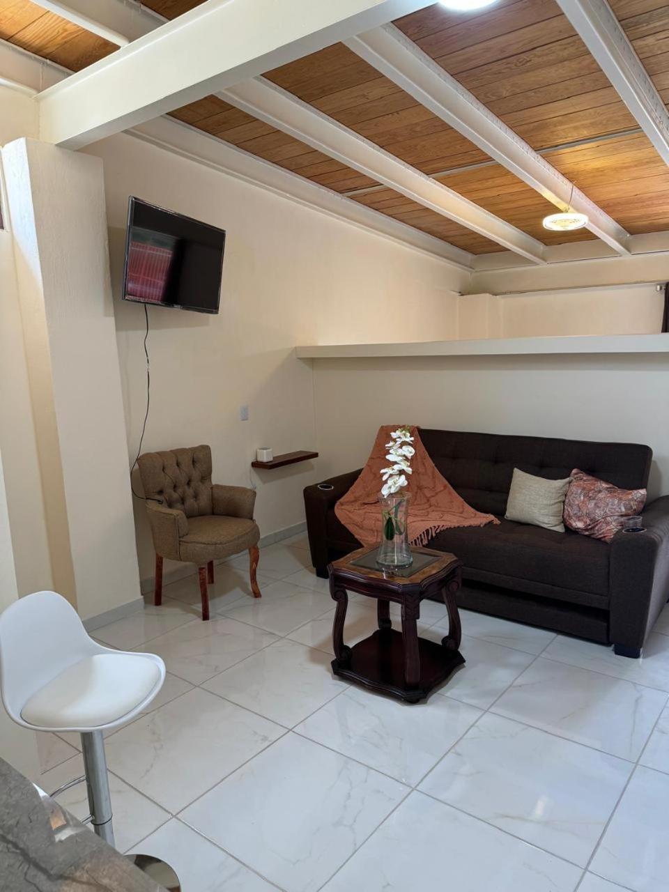 Departamento Nuevo Con Todos Servicios * Guadalajara