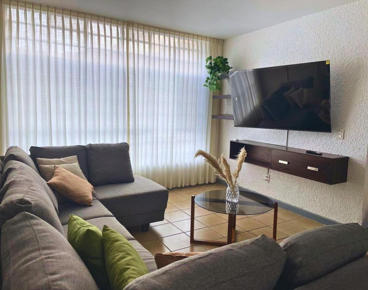 Casa Arias Ubicacion Perfecta!