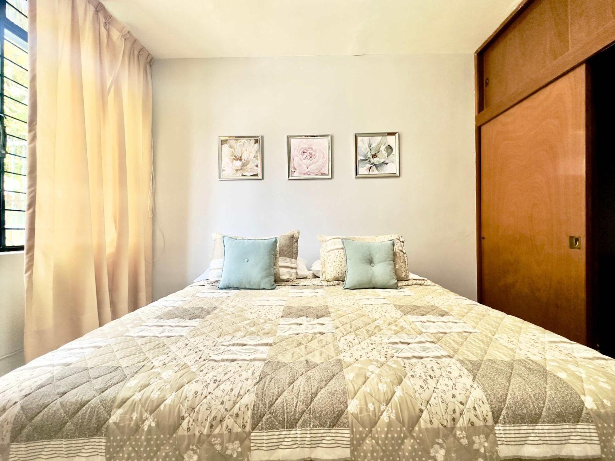 By Centro Medico Occidente 3 Br Holiday home