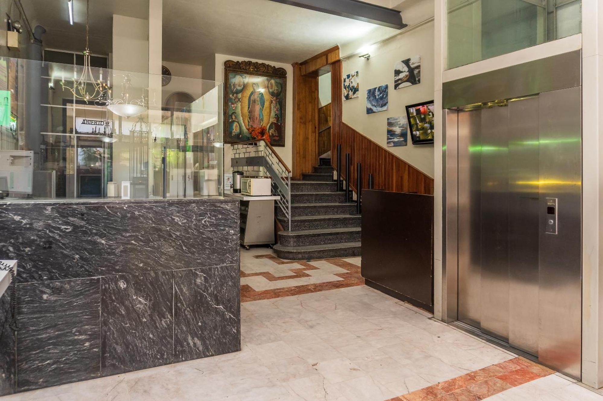 Hotel Oyo Nueva York Guadalajara