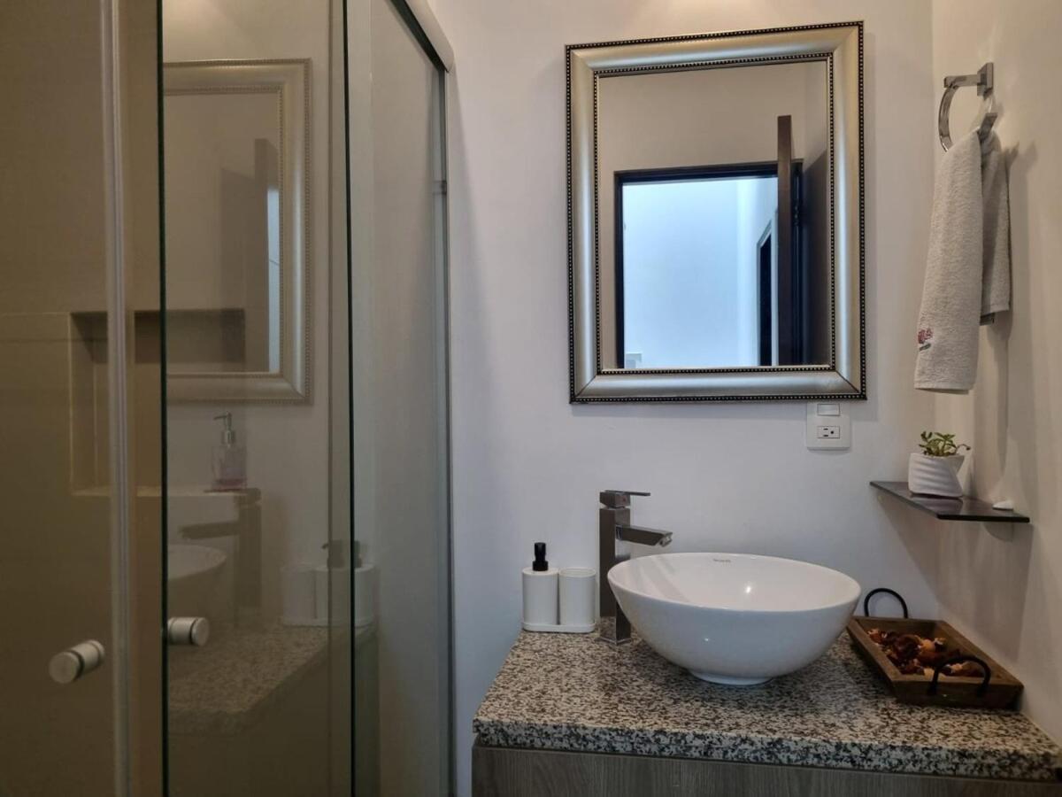 Сasa de vacaciones House With Air Conditioning And Pool