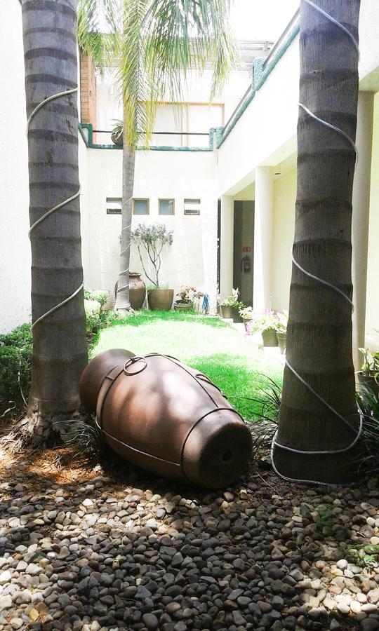 Hostalife Hostal *
