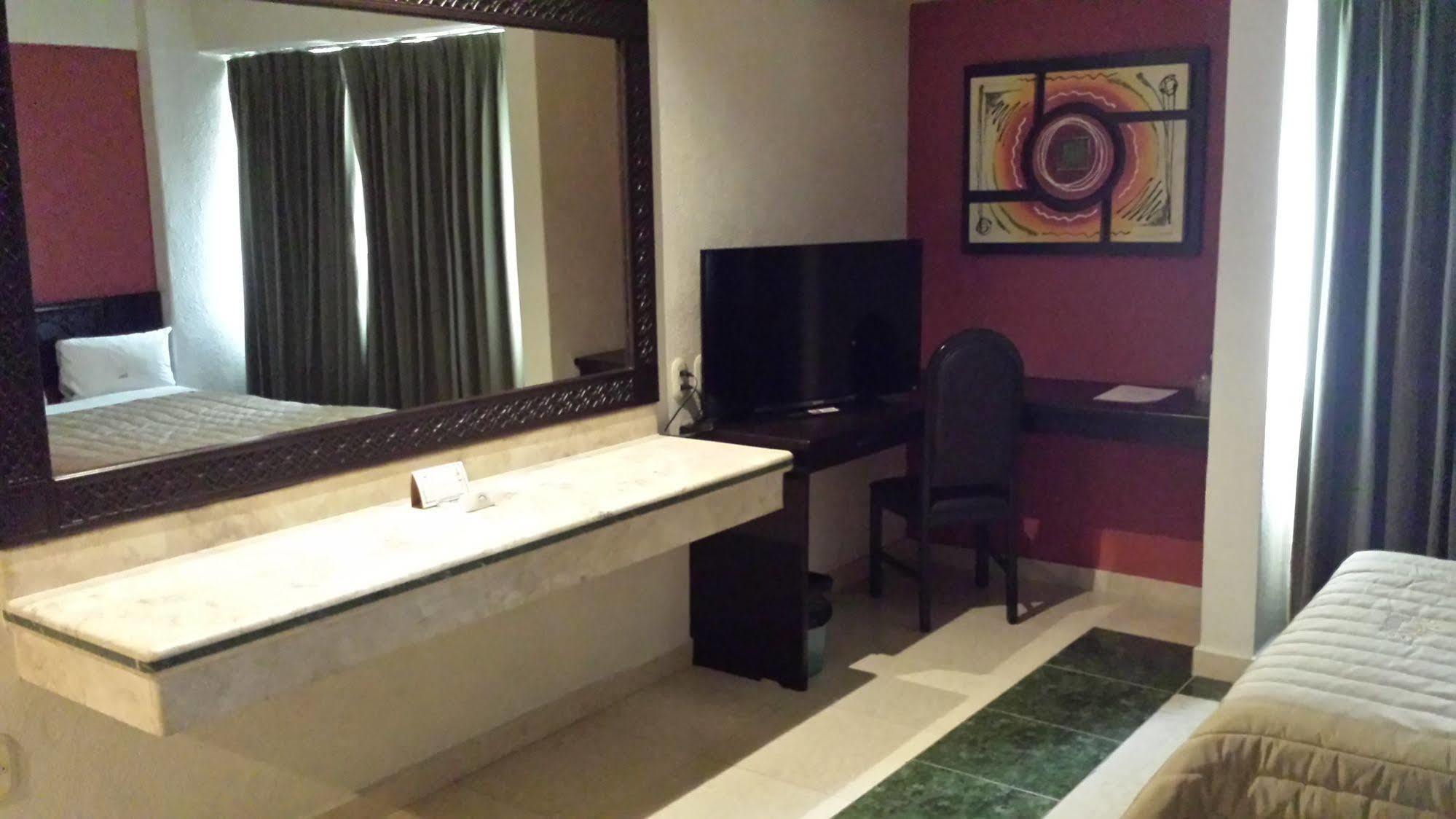 Real Del Sol - Zona Expo E Industrial Hotel 3*