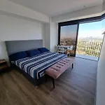 Hermoso Apartamento Por Andares Con A/C