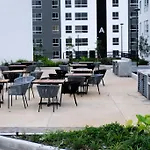 Escenia Comfort, 9Th Floor Apt With Awesome Views!