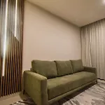 Expo Satelite 2750 Hotel & Suites