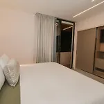 Expo Satelite 2750 Hotel & Suites