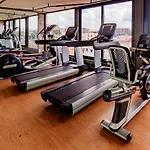 Modern Design Loft W Gym Coworking 2 Bd 102