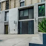 Modern Design Loft W Gym Coworking 2 Bd 102