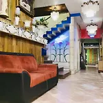 Hotel & Suites Windsor