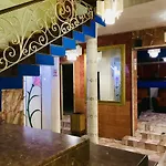 Hotel & Suites Windsor