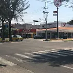 Hostal Guadalajara Cosmopolitan Providencia