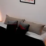 Hermosa habitación en el corazón de la ciudad en departamento compartido