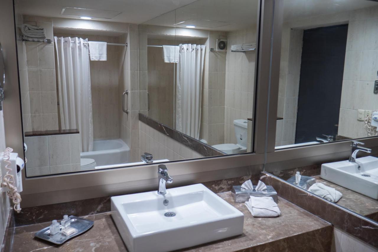 Hotel Fenix 4*