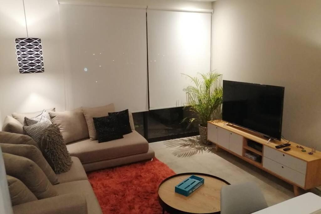 Apartamento Hermoso Con Gym, Alberca, Billar, Confortable Y Acogedor *