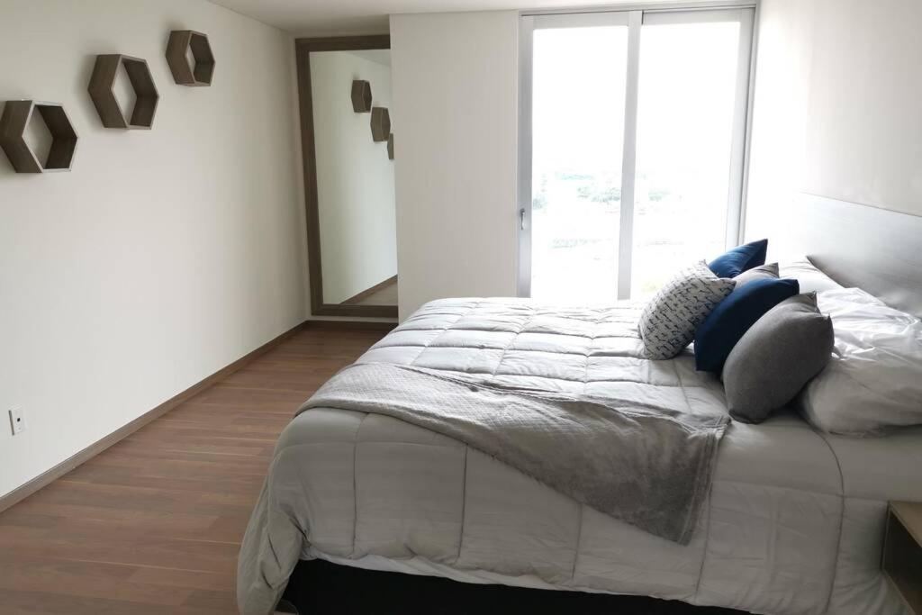 Apartamento Departamento De Lujo Gdl Zona Minerva, Piso 8,excelente Vista