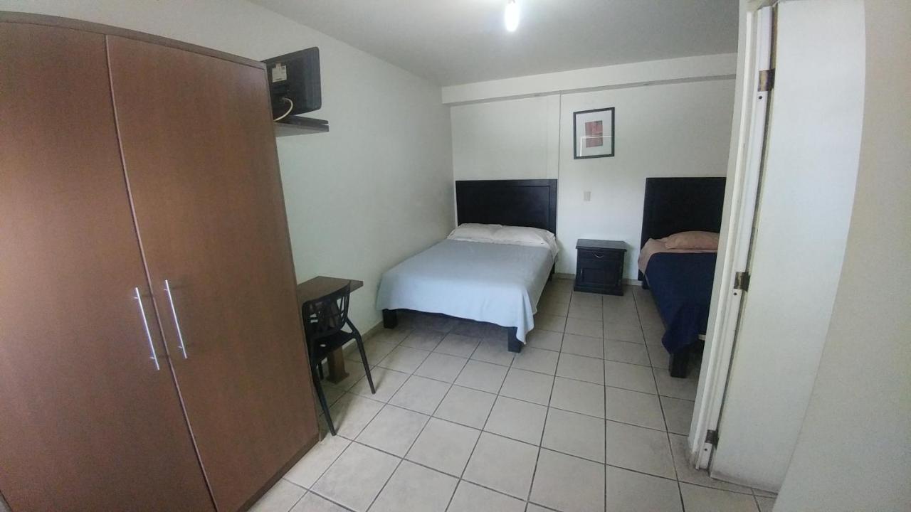 Montemorelos Suites Hotel *